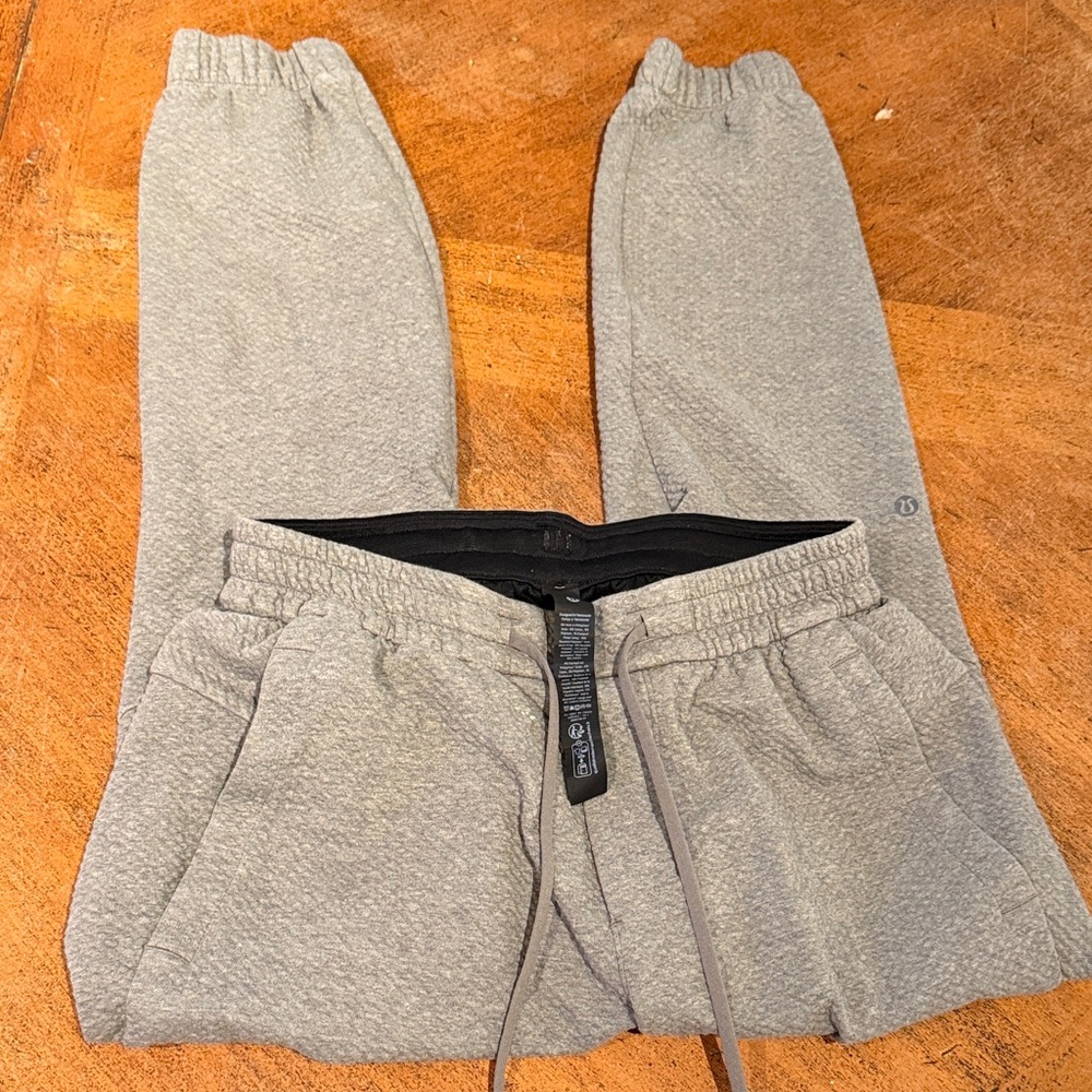 lululemon athletica Men's Heathered Gray Joggers